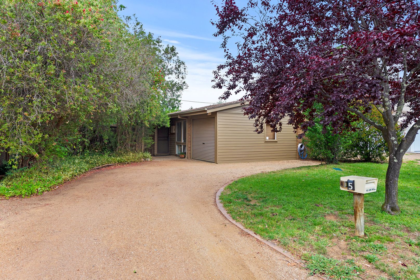 5 Marlee Place, Narrabundah ACT 2604, Image 1