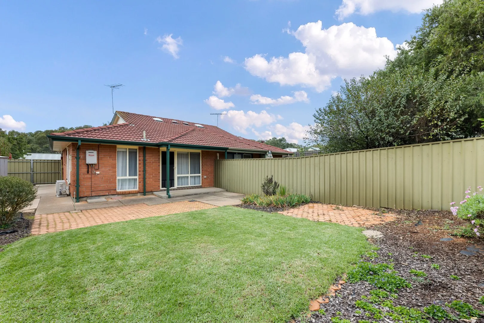 Modern Comfort in Peaceful Golden Grove Cul-de-Sac