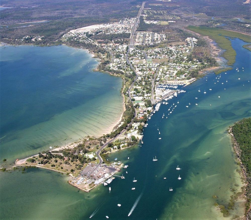 2 bedrooms House in 21 Gympie Road TIN CAN BAY QLD, 4580