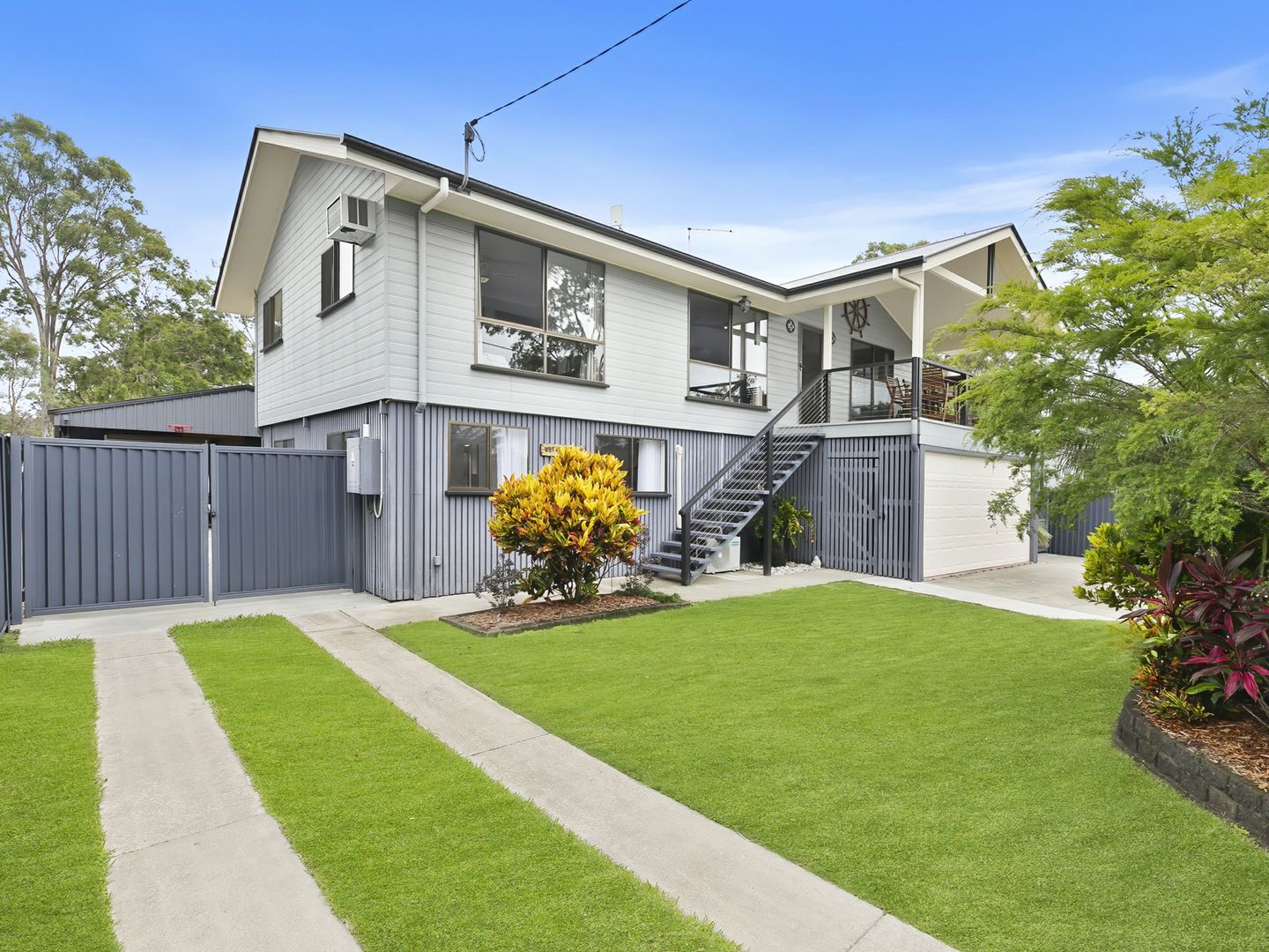 35 Moffatt Esplanade, Toorbul QLD 4510 Domain