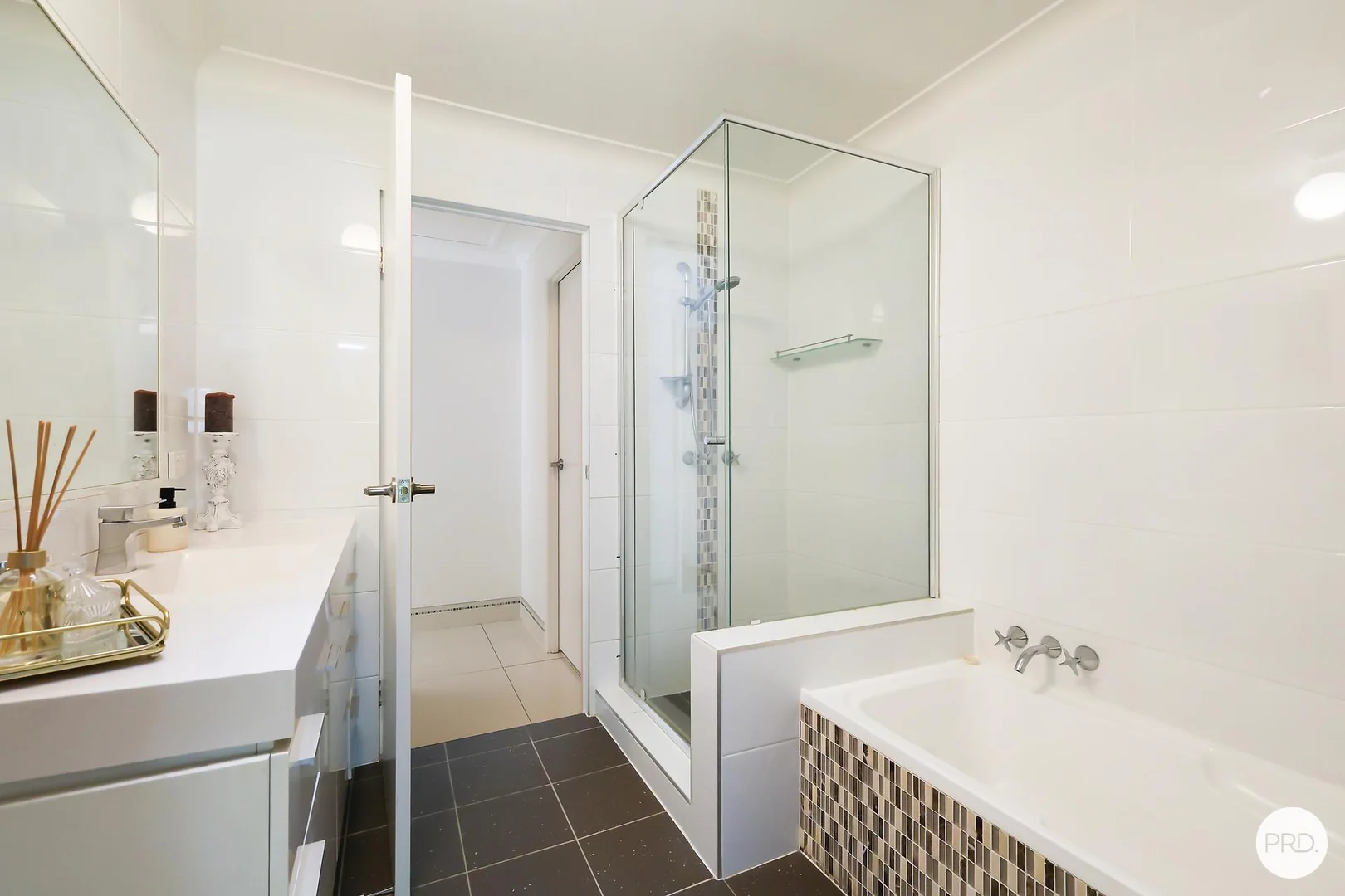 Additional image 7 of 18/1 Doyalson Place, Helensvale QLD 4212