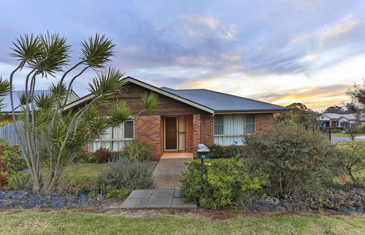 3 bedrooms House in 29 Hinchliffe Drive KEARNEYS SPRING QLD, 4350