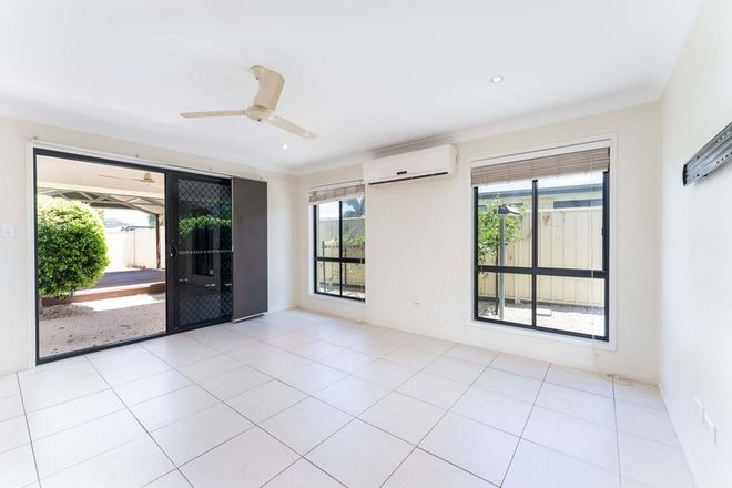 Picture of 1/6 Lightening Street, EMERALD QLD 4720