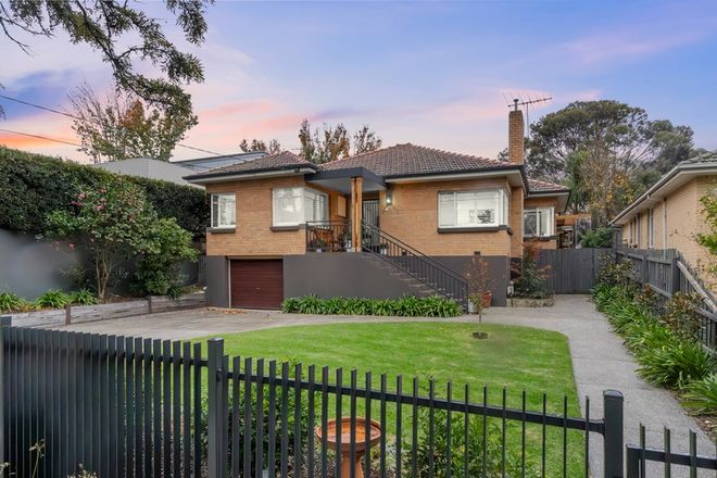 Picture of 18 Loeman Street, STRATHMORE VIC 3041