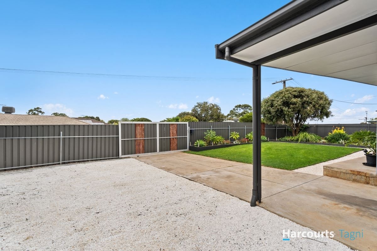 3 Valleyview Crescent, Hackham West SA 5163, Image 1