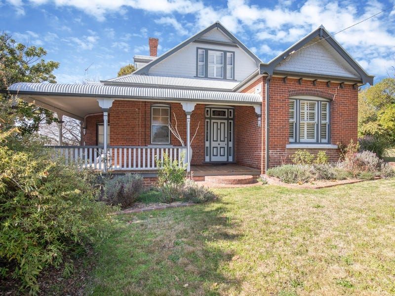 118 Bridge Street, Uralla NSW 2358 Domain