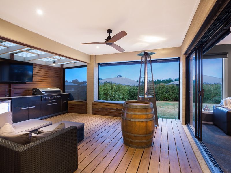 11 Childe Harold Road Gisborne Vic 3437 House For Sale
