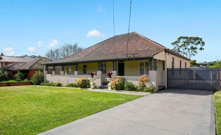 5 bedrooms House in 31 Bungaree Road TOONGABBIE NSW, 2146