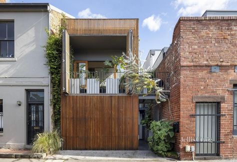 11 David Street, Carlton VIC 3053
