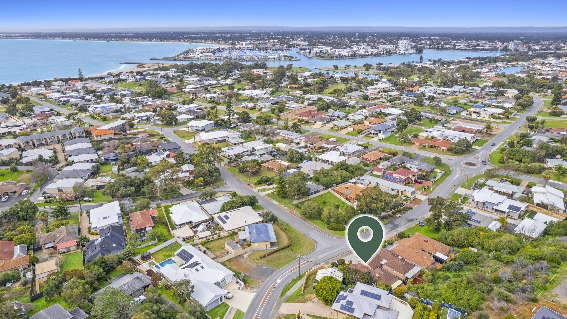 77B Leighton Road, Halls Head WA 6210, Image 1