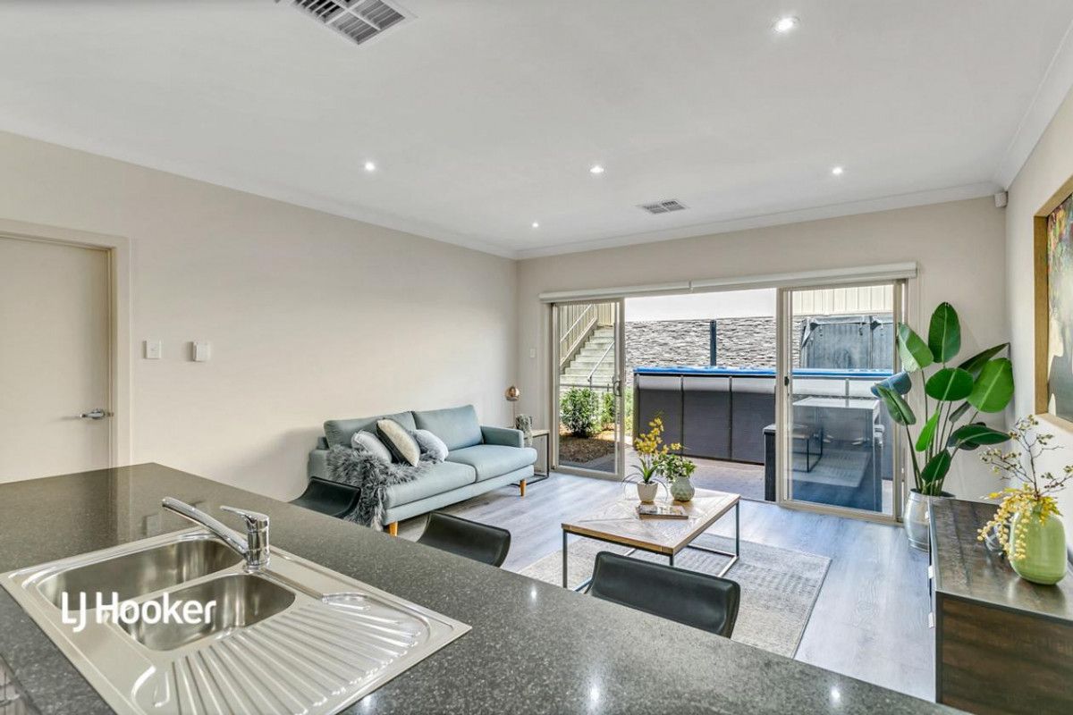 2/10 Settlers Hill Drive, Golden Grove SA 5125, Image 2