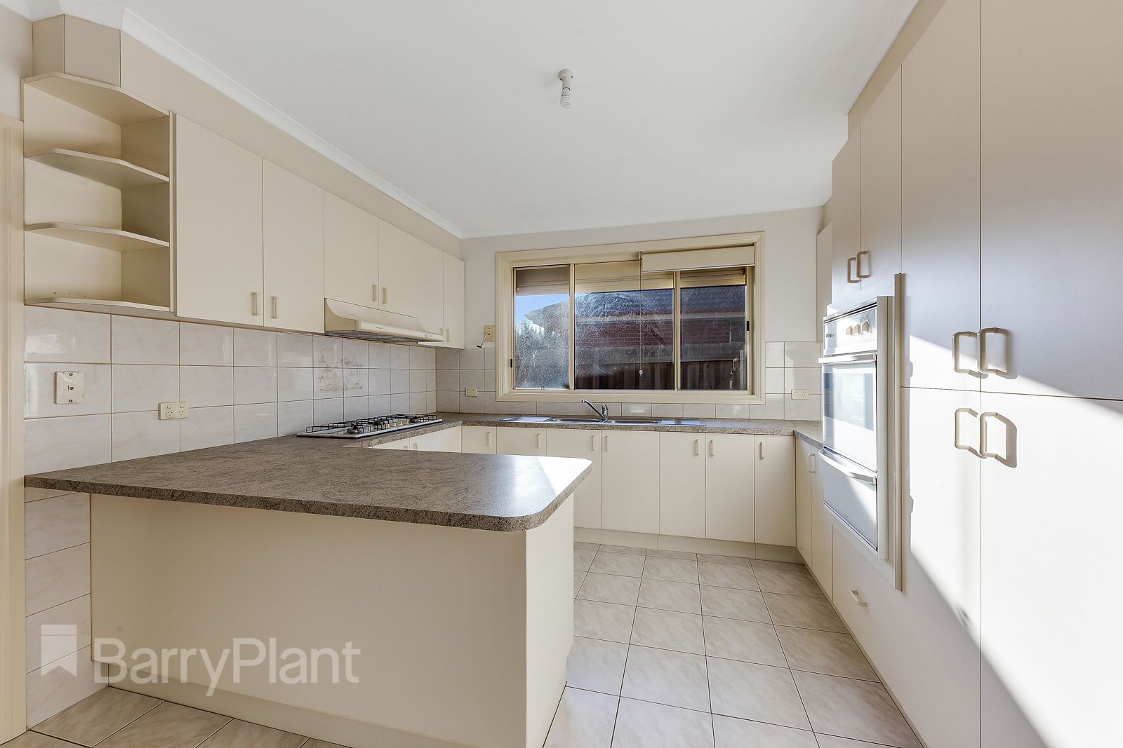 43 Norman Street, St Albans VIC 3021, Image 2