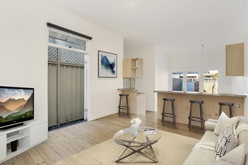 2 bedrooms House in 23 Ashmore street ERSKINEVILLE NSW, 2043