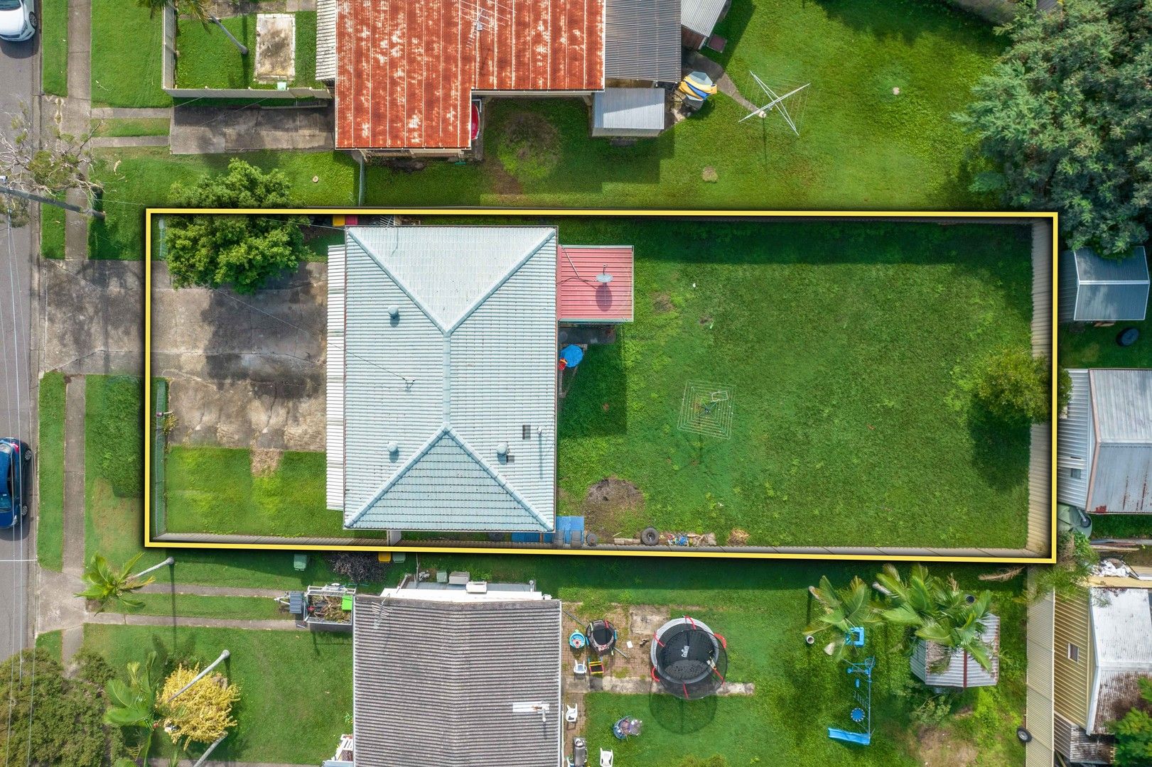 3 bedrooms House in 16 Kunyam Street KIPPA-RING QLD, 4021