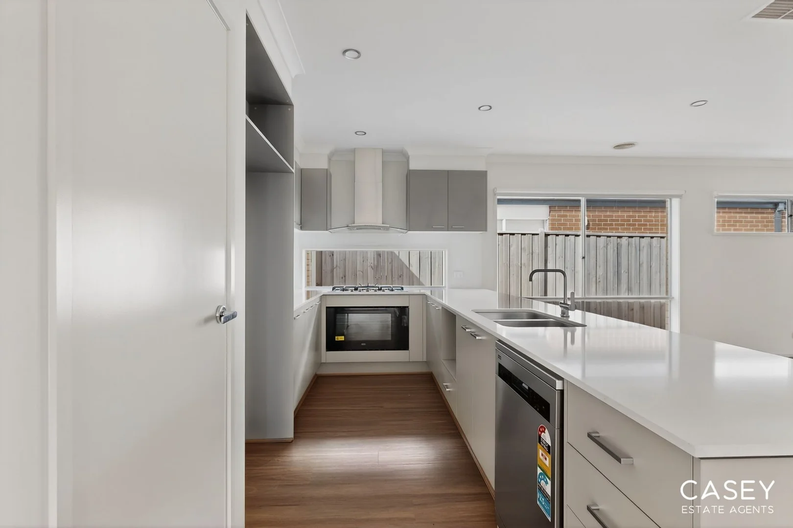 Additional image 2 of 6 Midfield Way, Clyde VIC 3978