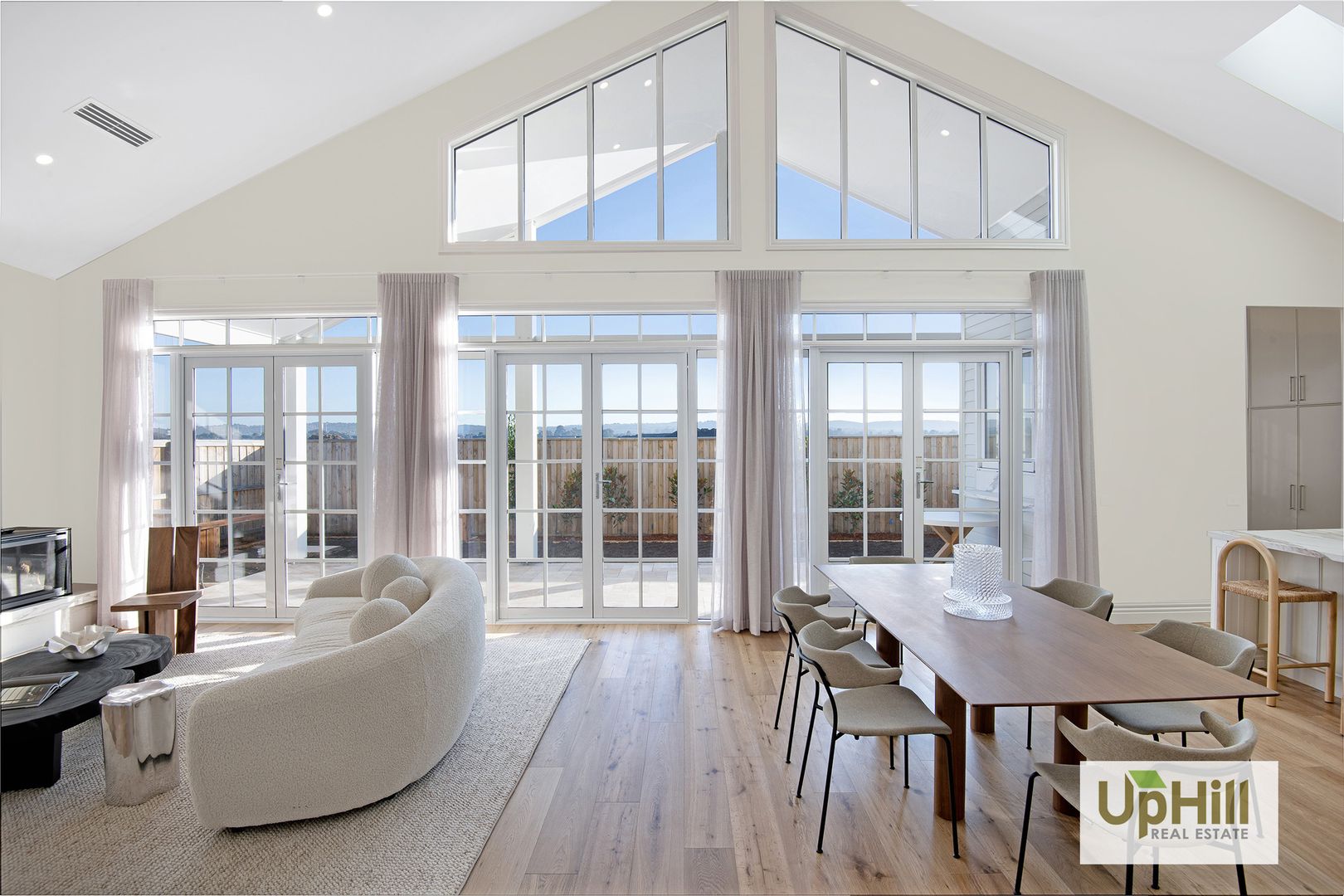 Officer South VIC 3809 4 beds house for Sale $1 390 000 Display Home