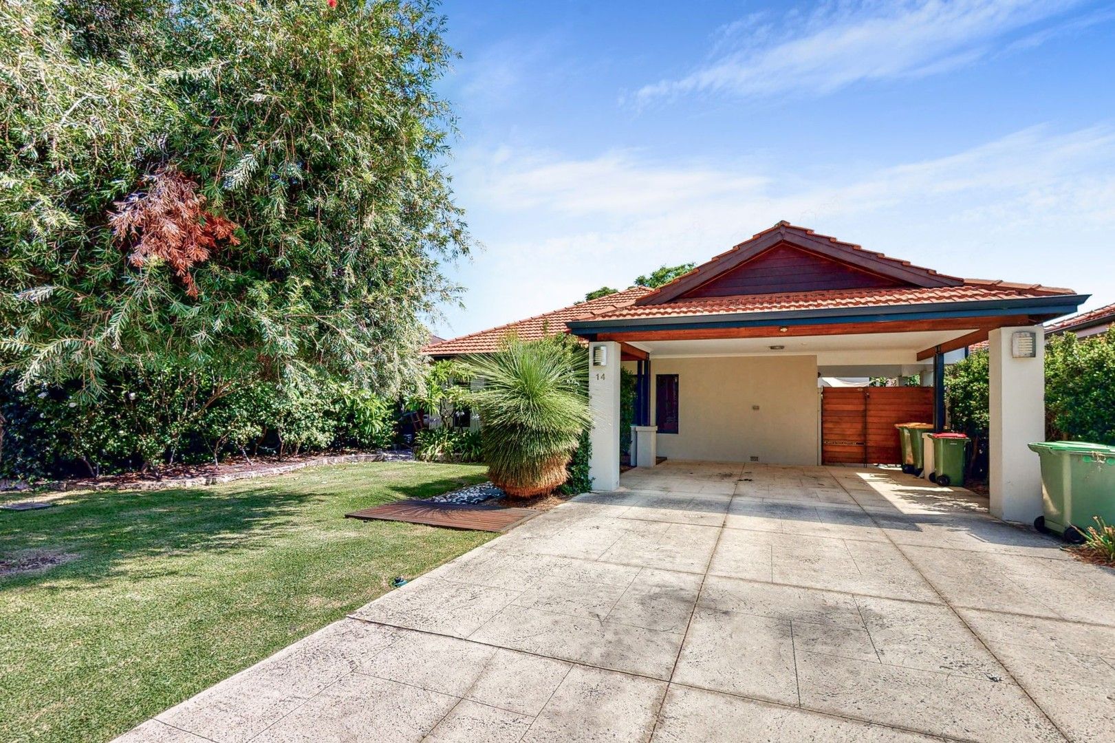 3 bedrooms House in 14 Johnson Street WEMBLEY WA, 6014