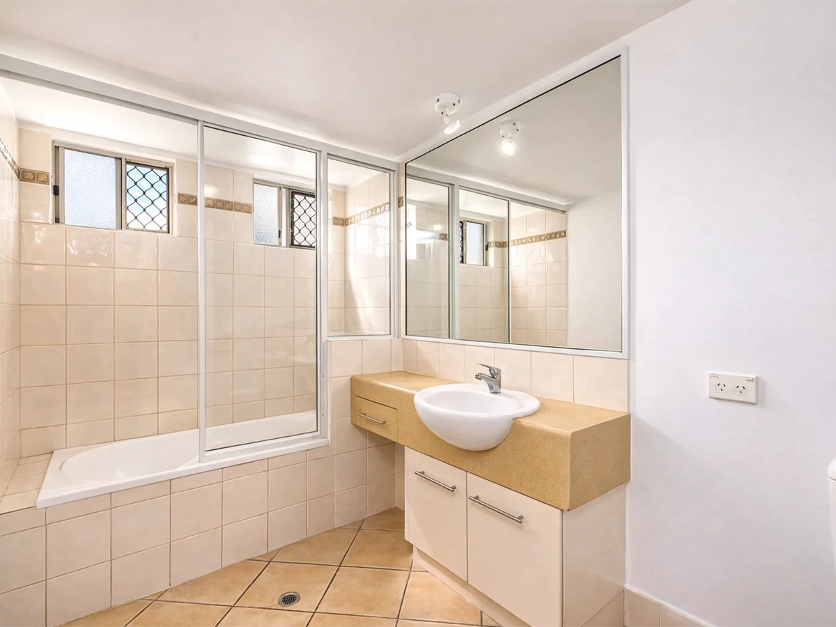 Additional image 6 of 19/275 -277 Esplanade, Cairns North QLD 4870