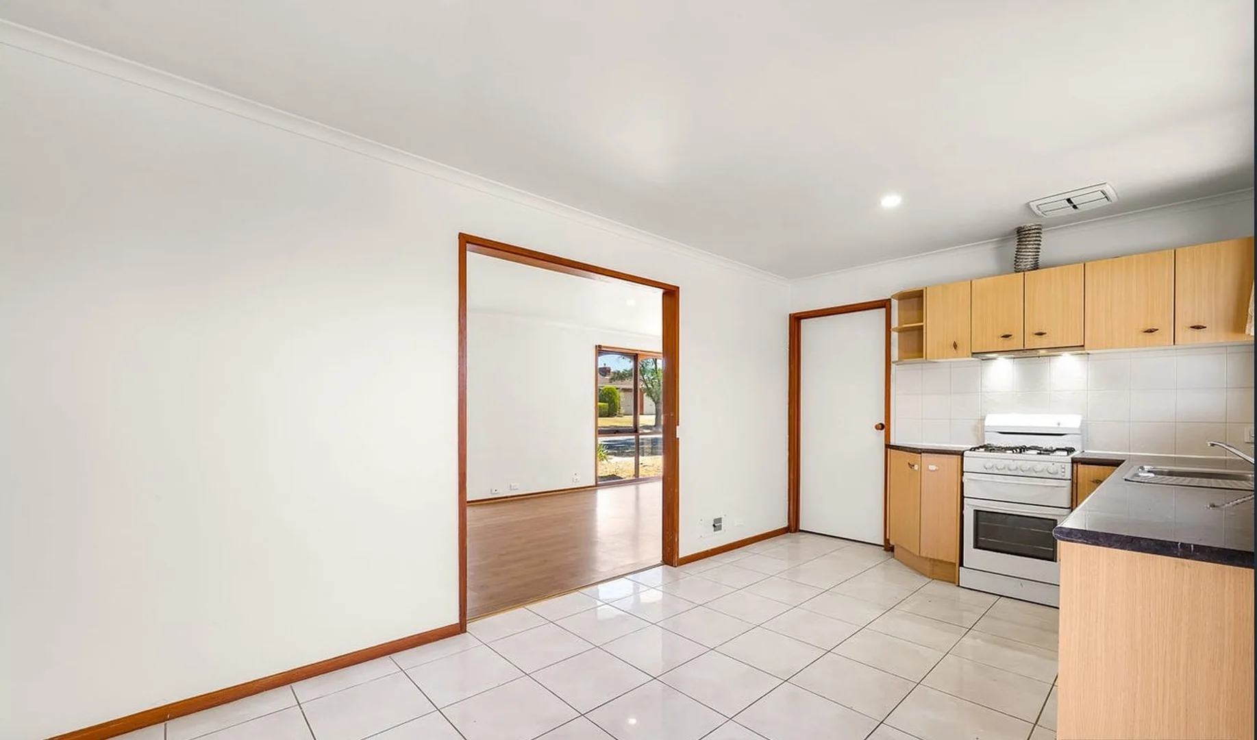 Additional image 8 of 14 Simon Court, Brookfield VIC 3338