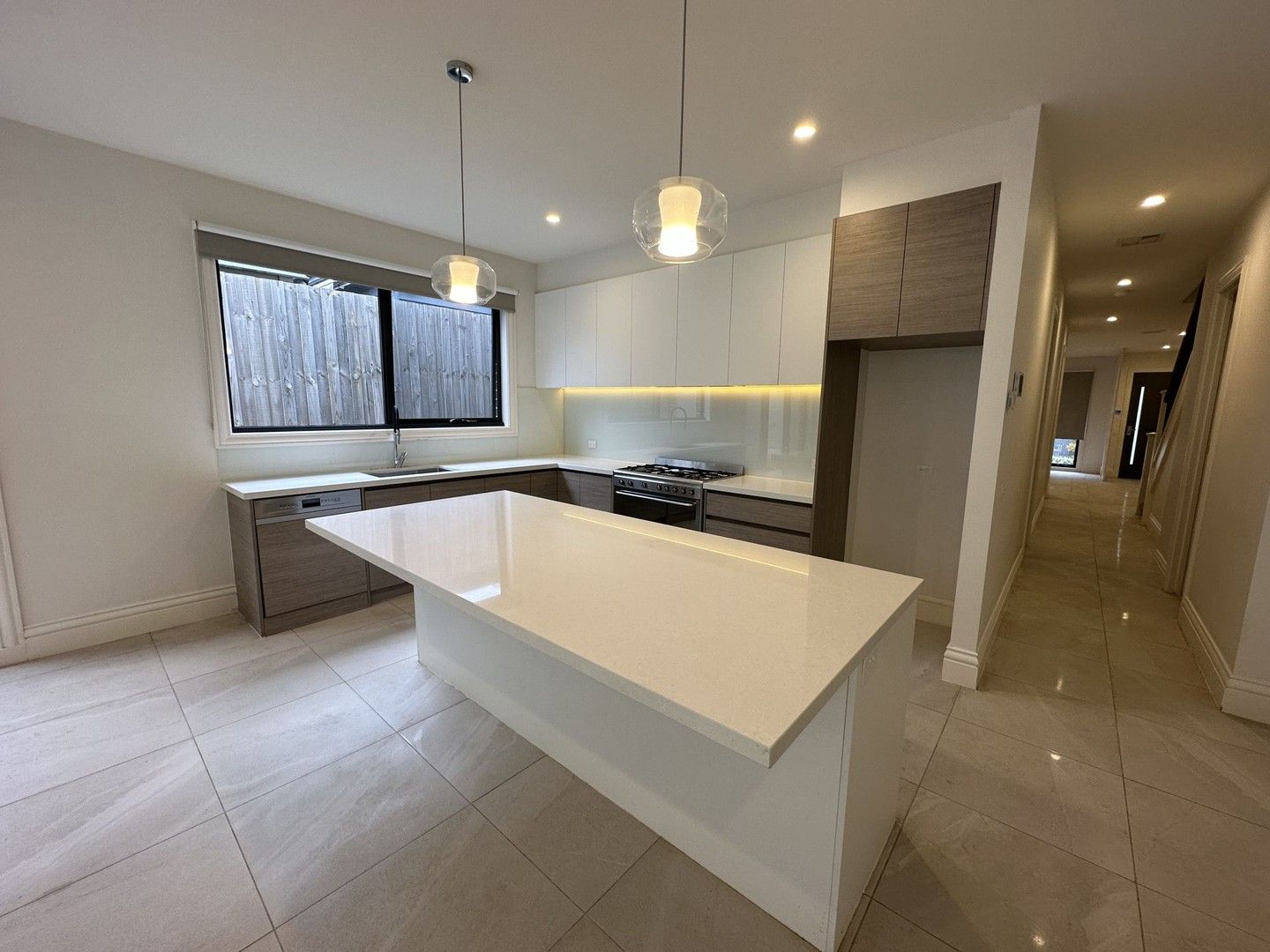 4 bedrooms House in 15A Hopkins Street MCKINNON VIC, 3204