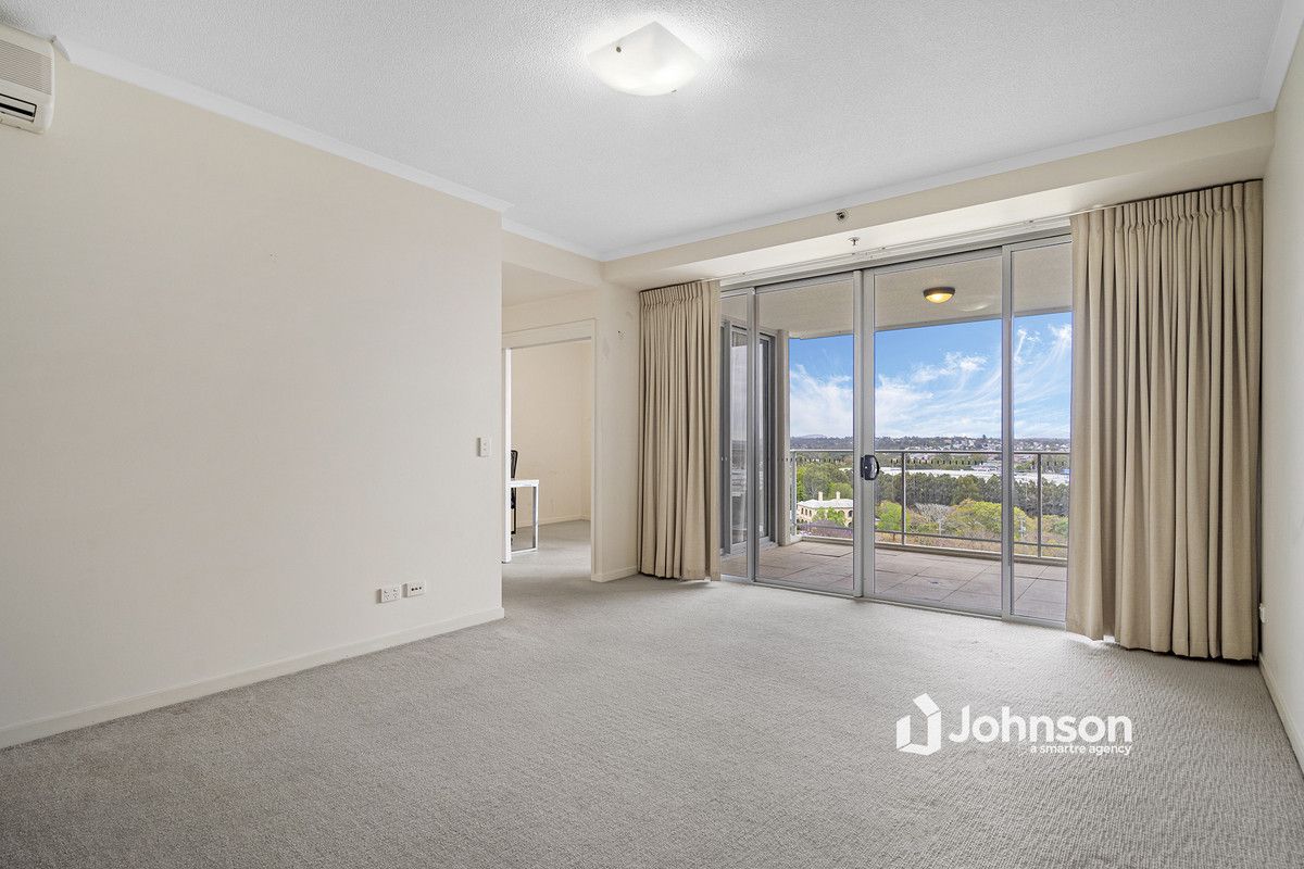 804/11 Ellenborough Street, Woodend QLD 4305, Image 1