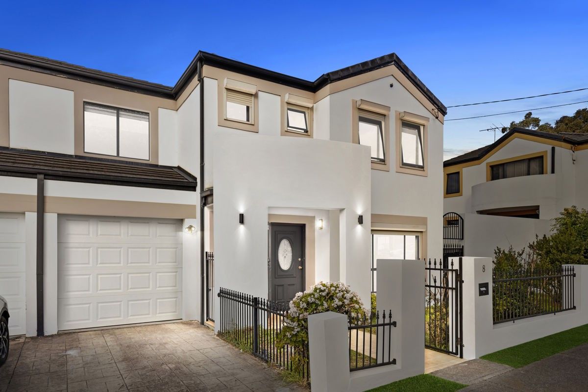 3 bedrooms House in 8 Walker Street MERRYLANDS NSW, 2160