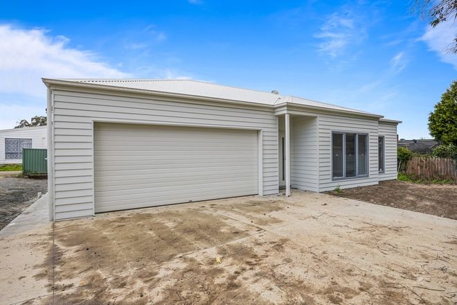 Picture of 2/102A Lylia Avenue, MOUNT CLEAR VIC 3350