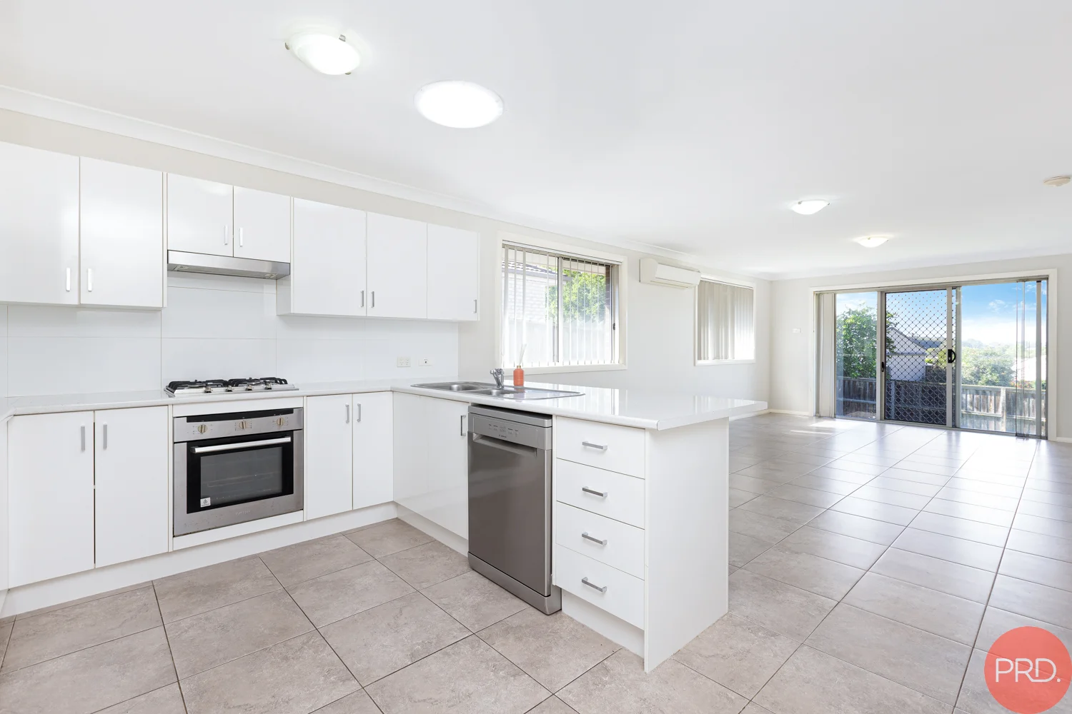 Additional image 9 of 14A Honeysuckle Drive, Aberglasslyn NSW 2320