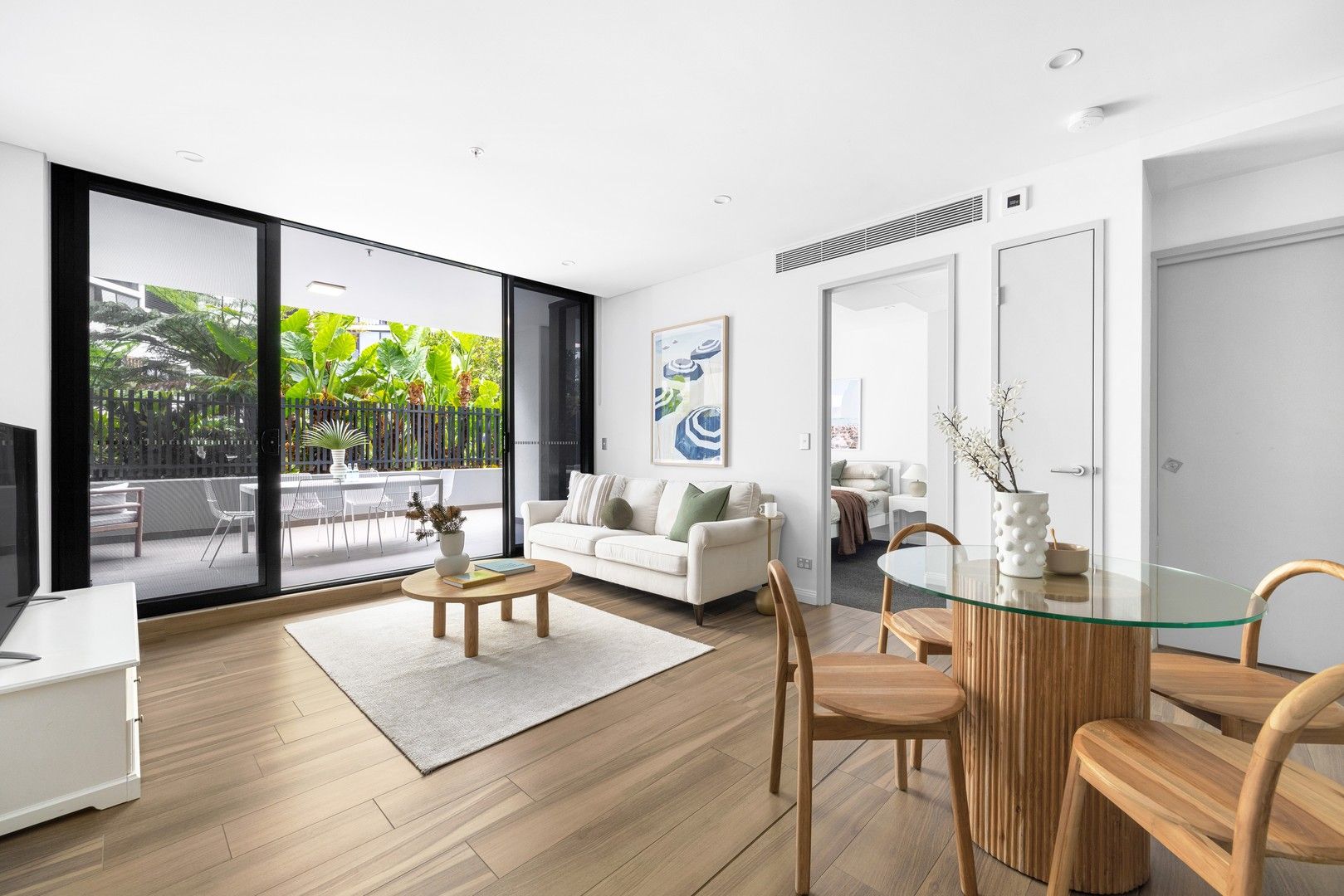 2 bedrooms Apartment / Unit / Flat in 267/28 Oaks Avenue DEE WHY NSW, 2099