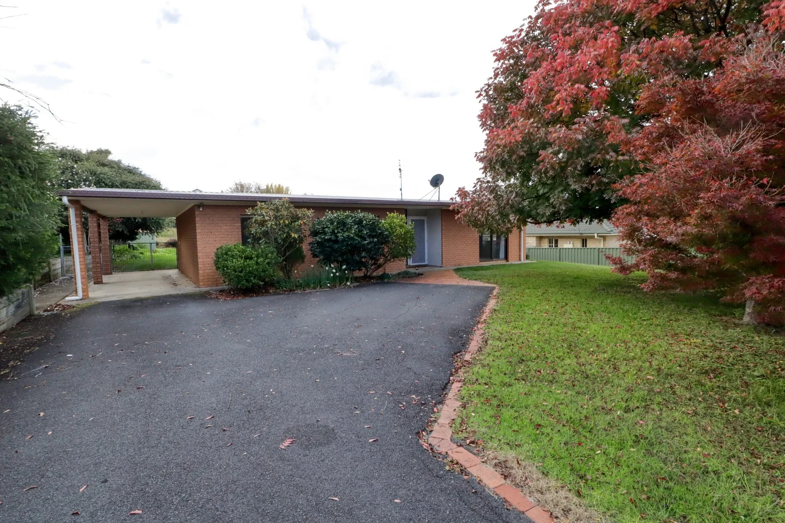 Primary image of 54 Petre Street, Tenterfield NSW 2372