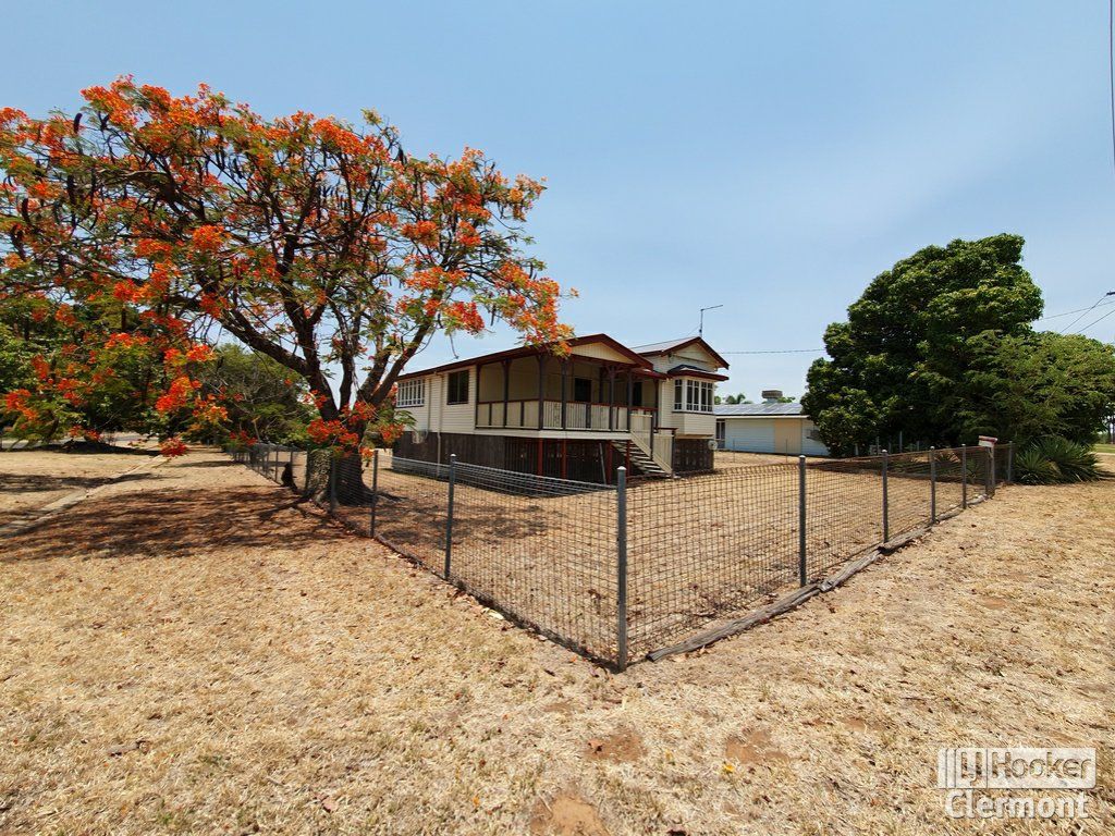 4 bedrooms House in 20 Daintree Street CLERMONT QLD, 4721