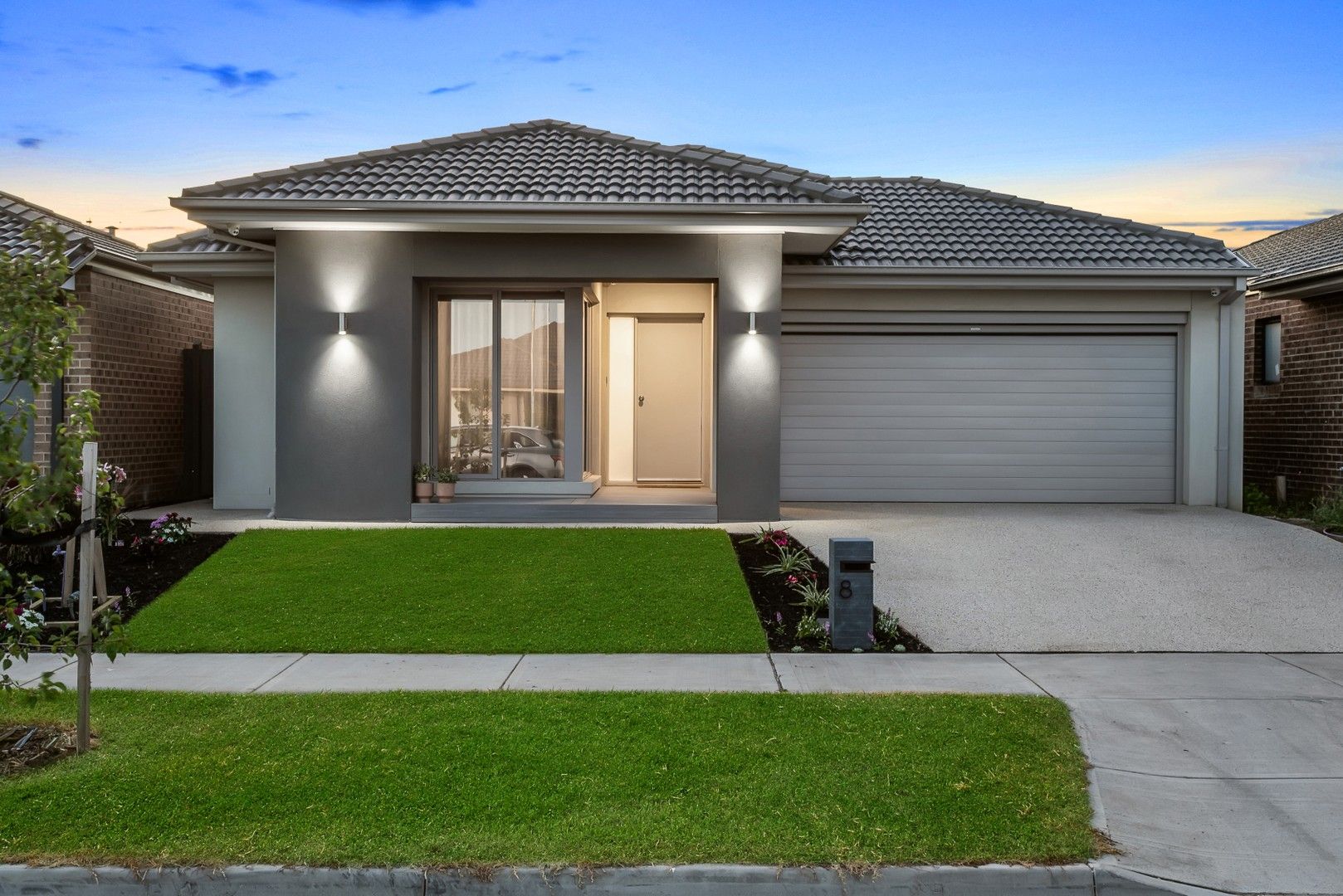 8 Kelpie Street, Cranbourne East VIC 3977, Image 0