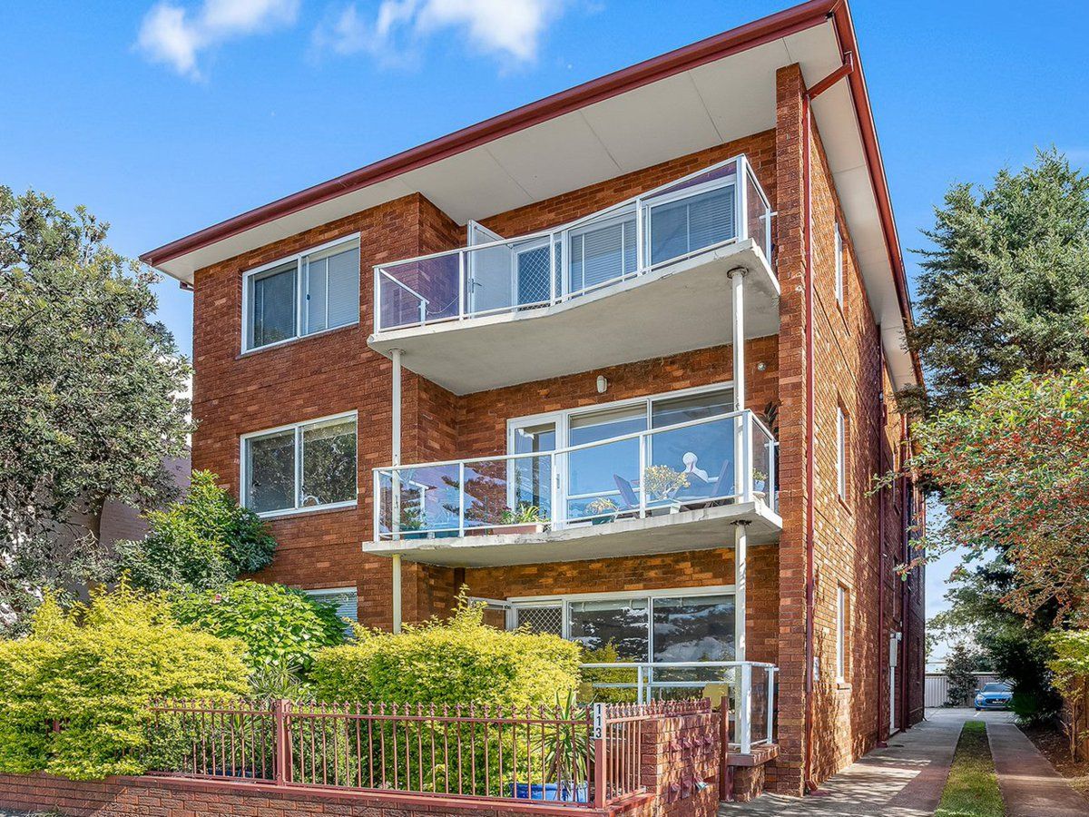 2 bedrooms Apartment / Unit / Flat in 6/113 The Grand Parade BRIGHTON-LE-SANDS NSW, 2216