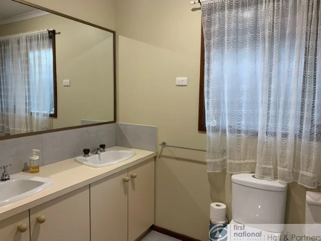 Additional image 15 of 6 Nyora Close, Endeavour Hills VIC 3802