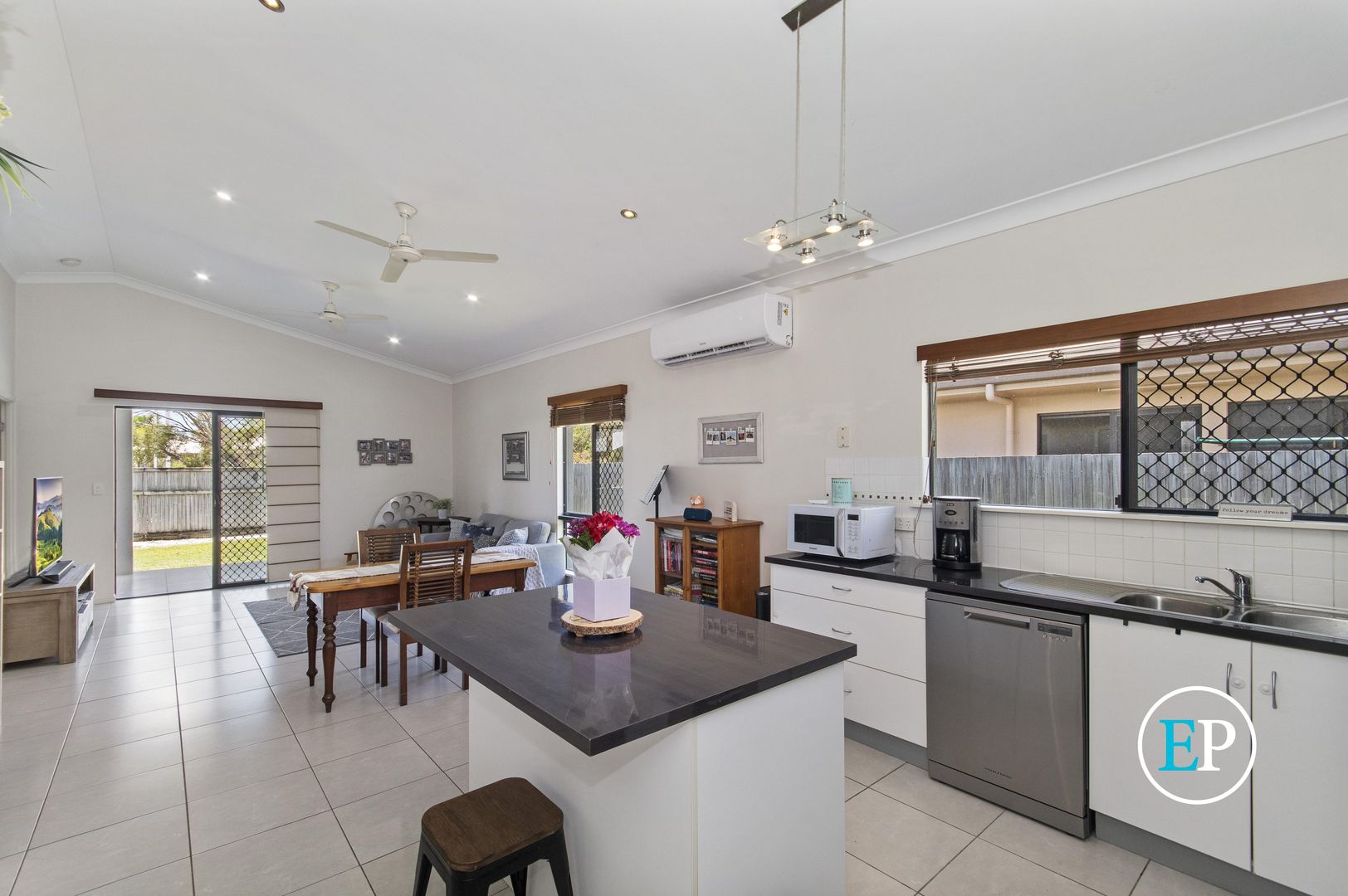 1 Burnham Street, Kirwan QLD 4817, Image 1