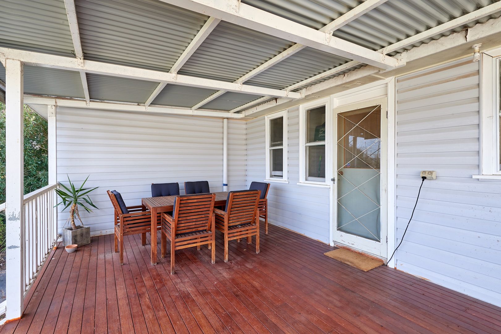 30 Condon Avenue, Mount Austin NSW 2650, Image 2