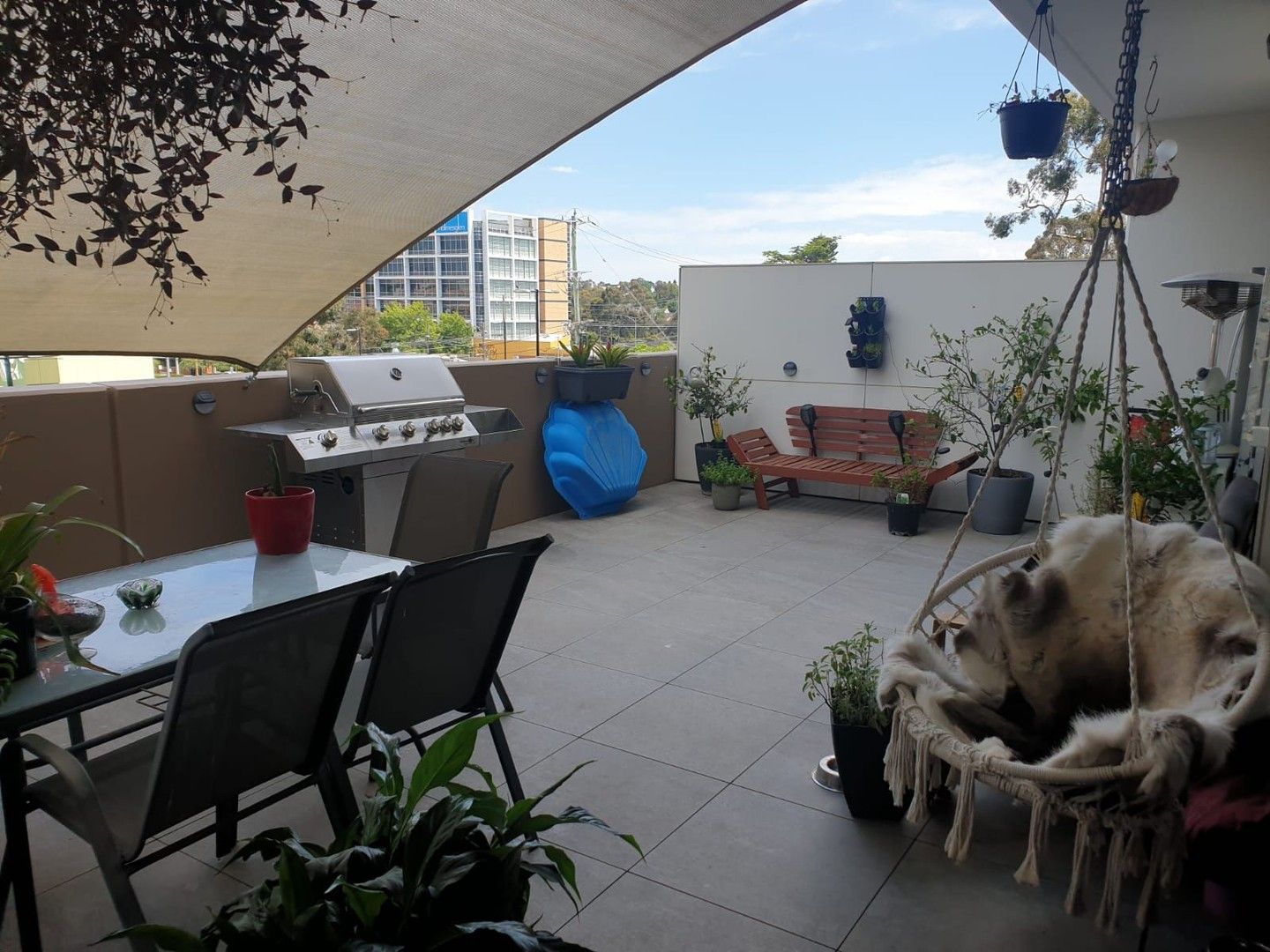 2 bedrooms Apartment / Unit / Flat in  CHADSTONE VIC, 3148