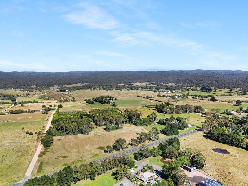 10 Conlans Road, Taradale VIC 3447 House for Sale Domain