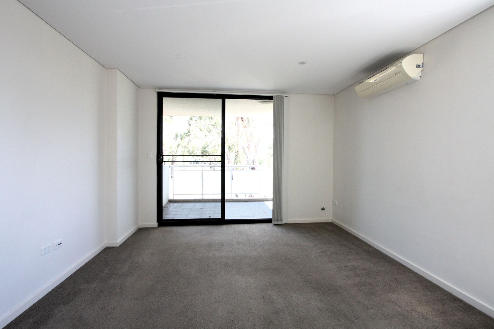 Level 2, 9/810 Octavia Street, Toongabbie NSW 2146 Apartment For