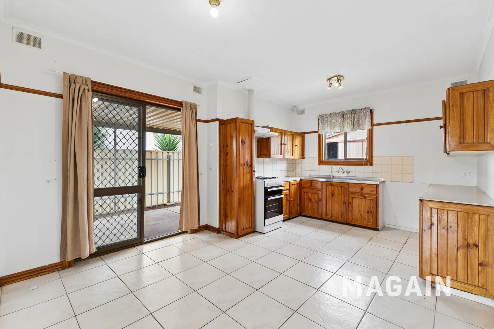 Additional image 3 of 35 Hinsley Road, Smithfield Plains SA 5114