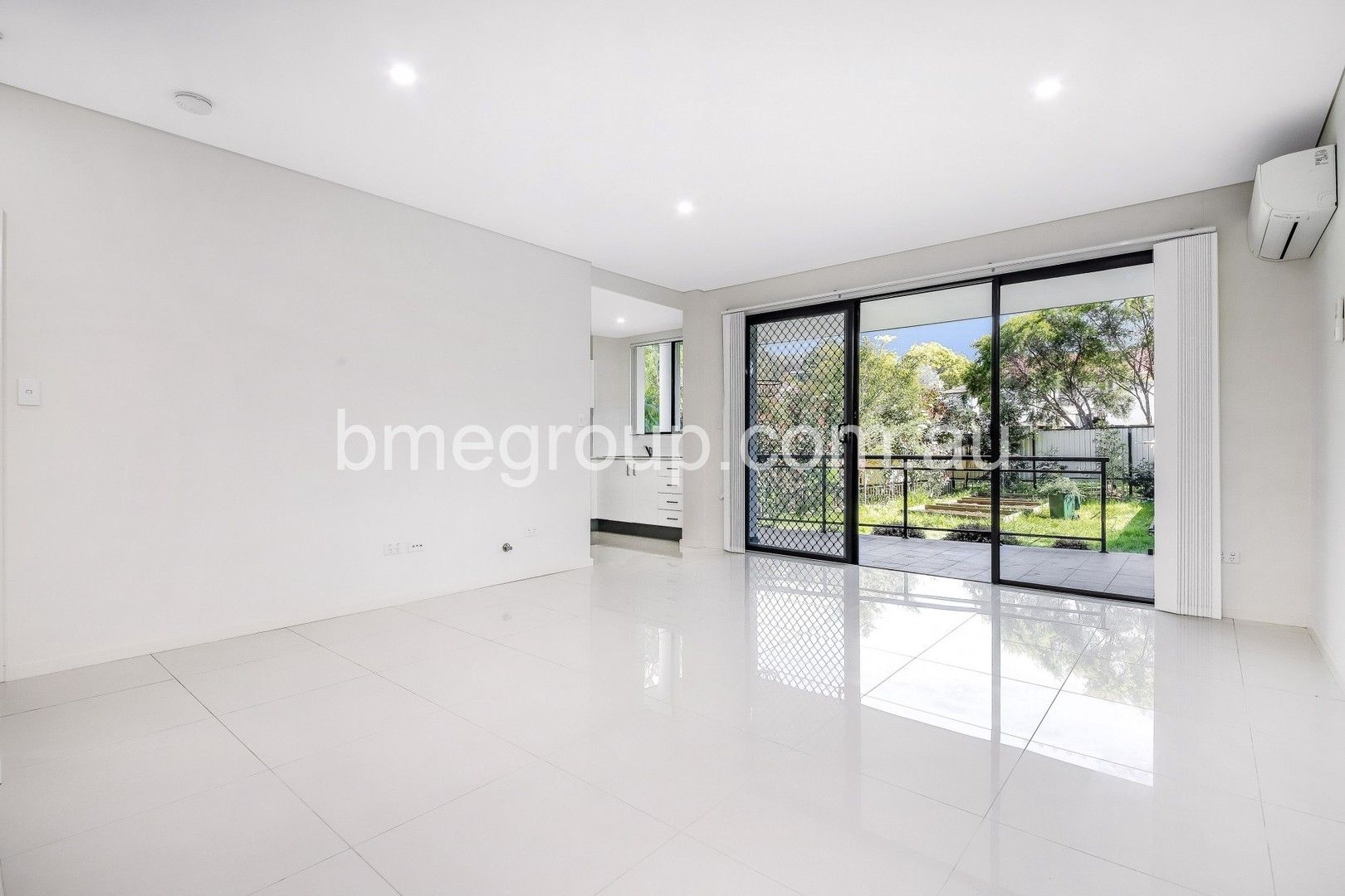 2 bedrooms Apartment / Unit / Flat in 2/11-13 Evans Road TELOPEA NSW, 2117