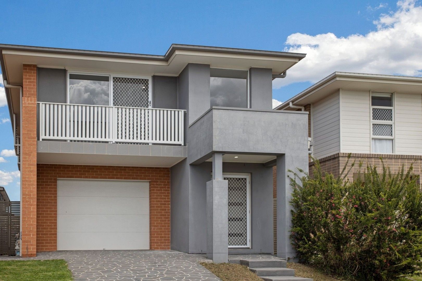 4 bedrooms House in 128 Dalmatia Avenue EDMONDSON PARK NSW, 2174