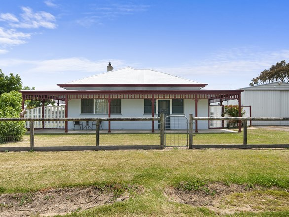 14 Nelson Street, Port Albert VIC 3971