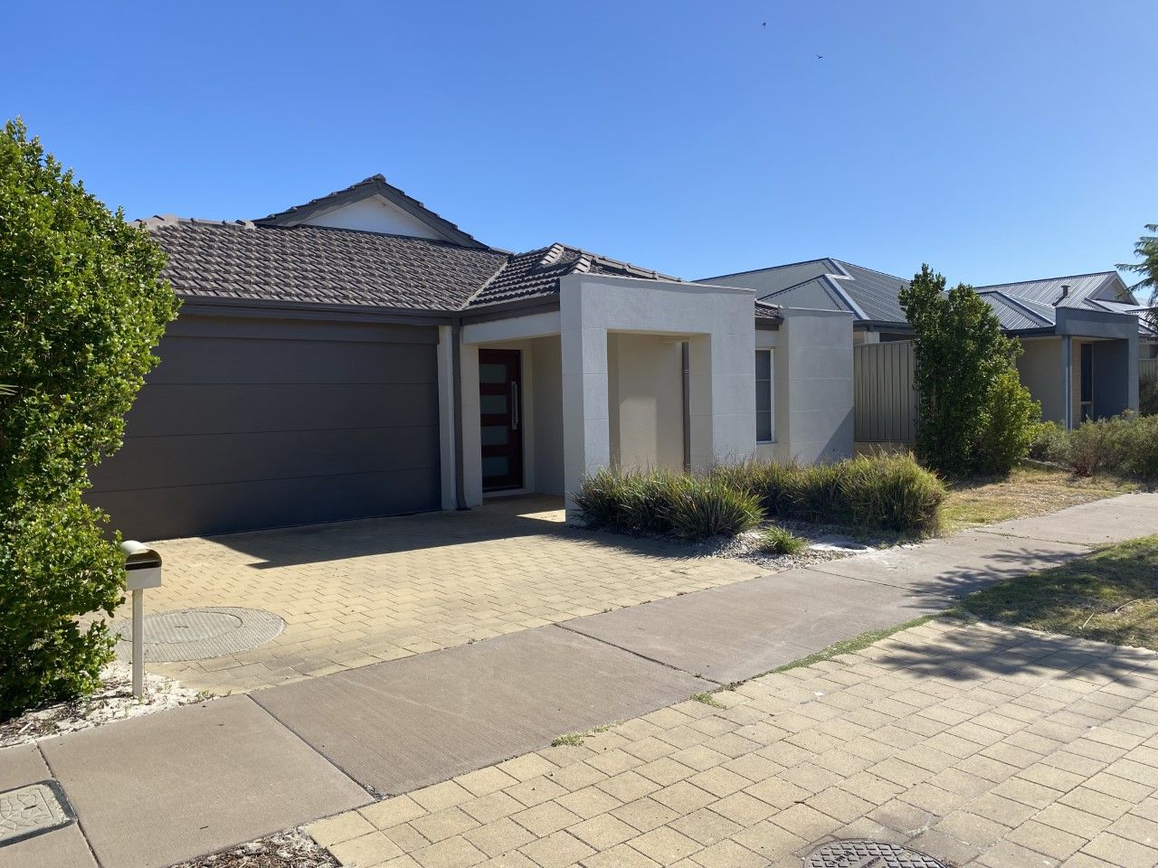 4 bedrooms House in 16 McMillan Road BYFORD WA, 6122