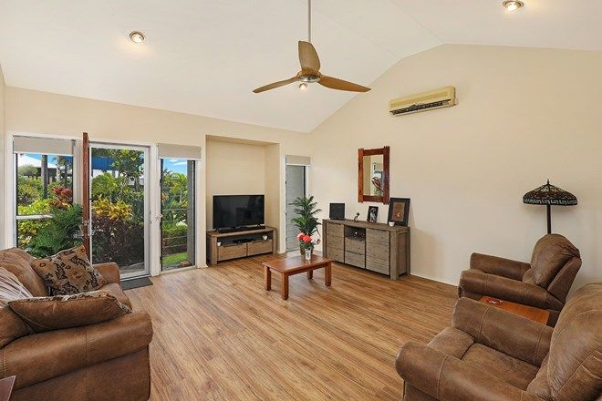 Picture of 5/2 Grand Parade, KAWANA ISLAND QLD 4575