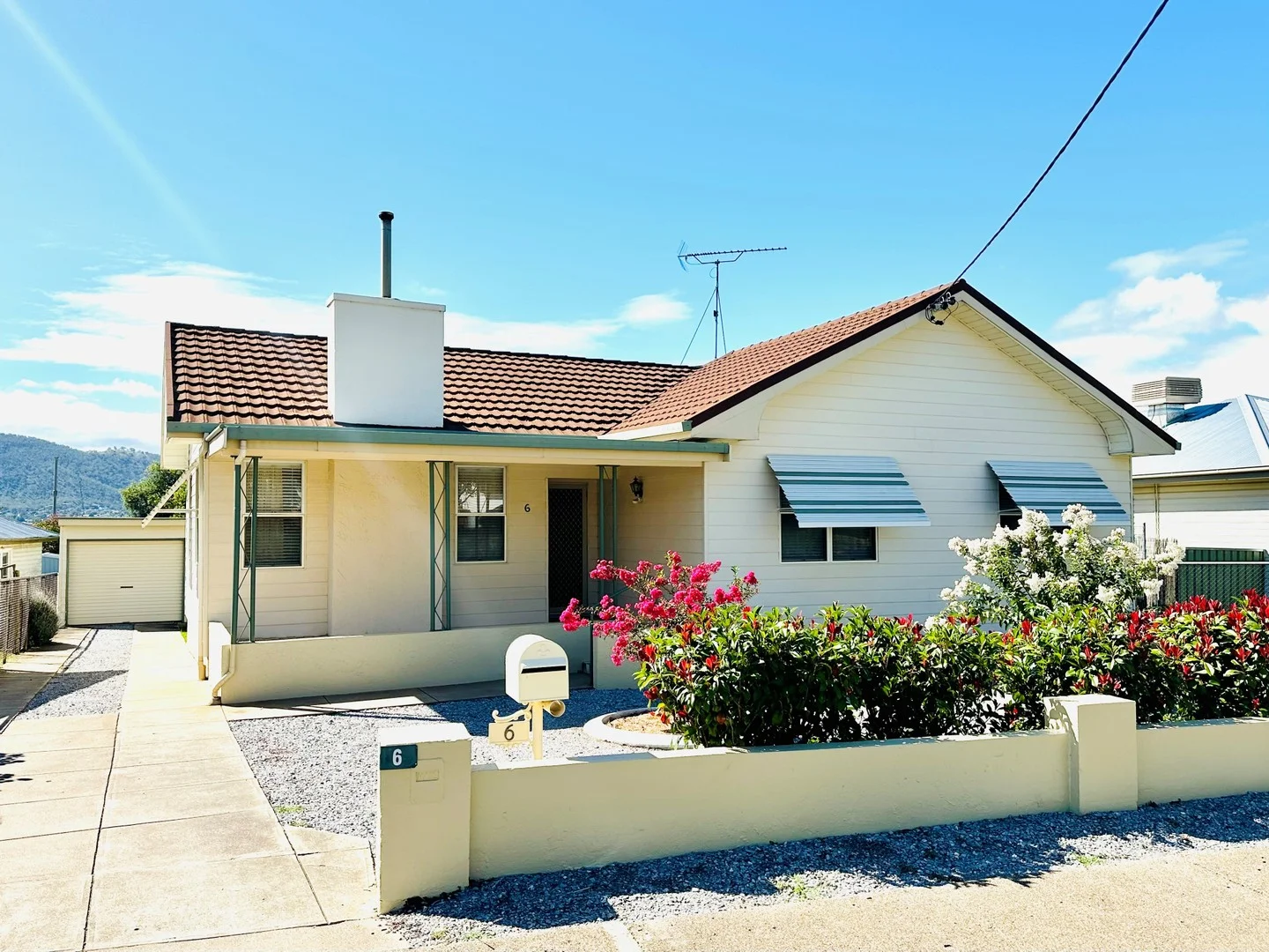 6 Jean Street, Tamworth NSW 2340