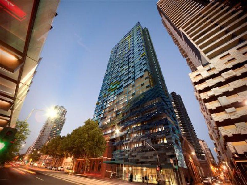 2 bedrooms Apartment / Unit / Flat in 2413/220 Spencer Street MELBOURNE VIC, 3000
