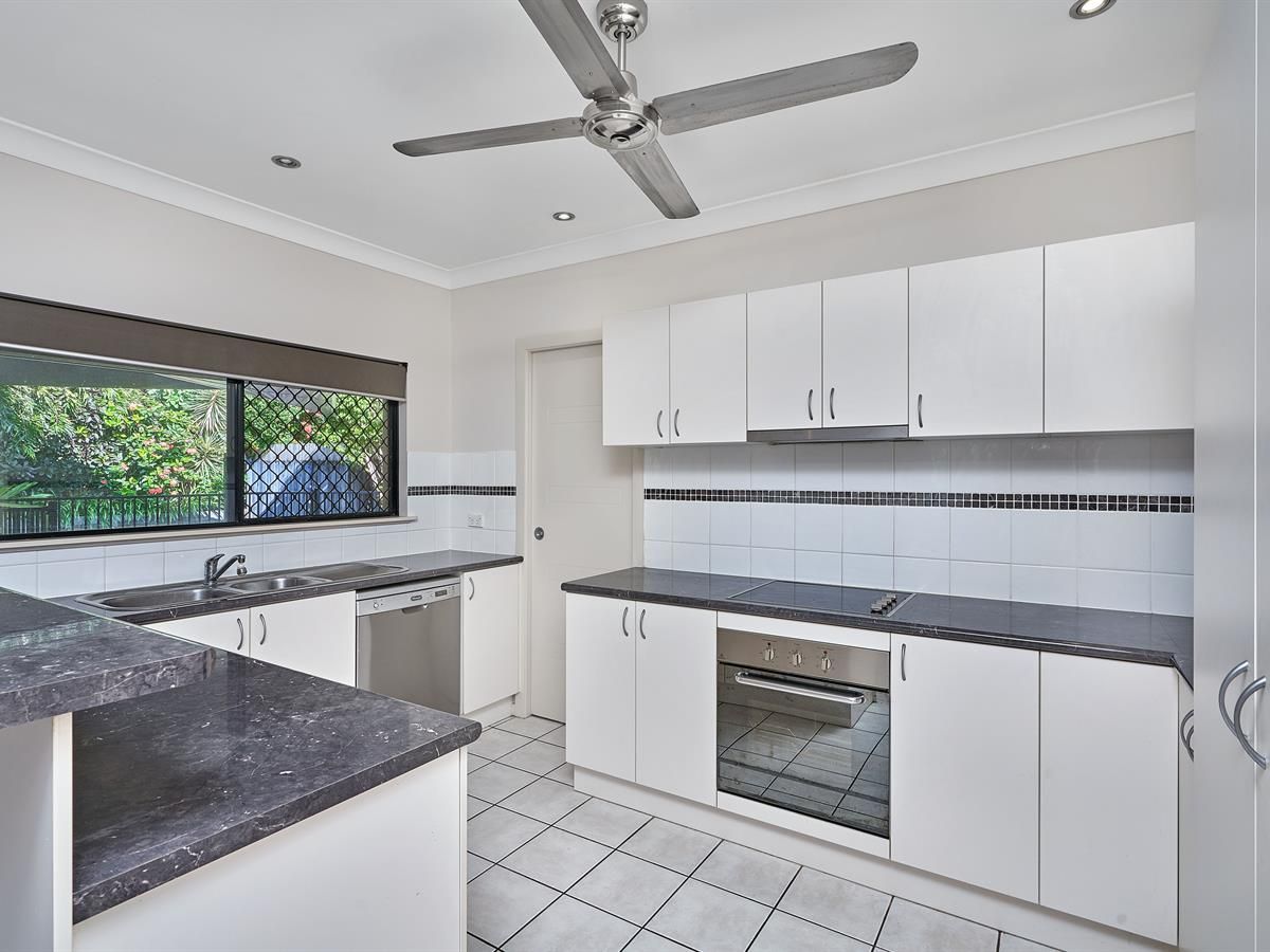 26 Tydeman Crescent, Clifton Beach QLD 4879, Image 2