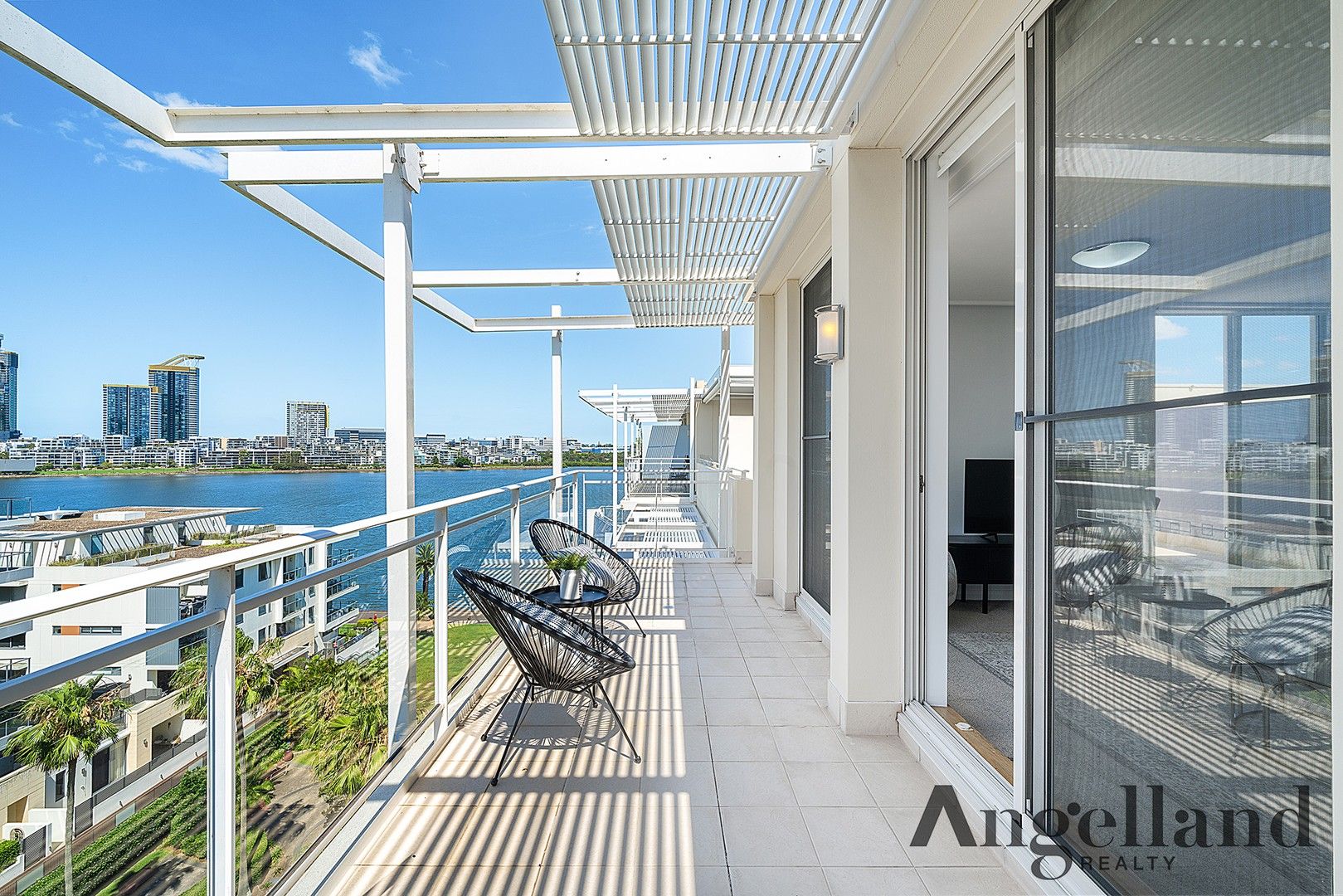 850/2 The Crescent, Wentworth Point NSW 2127, Image 2