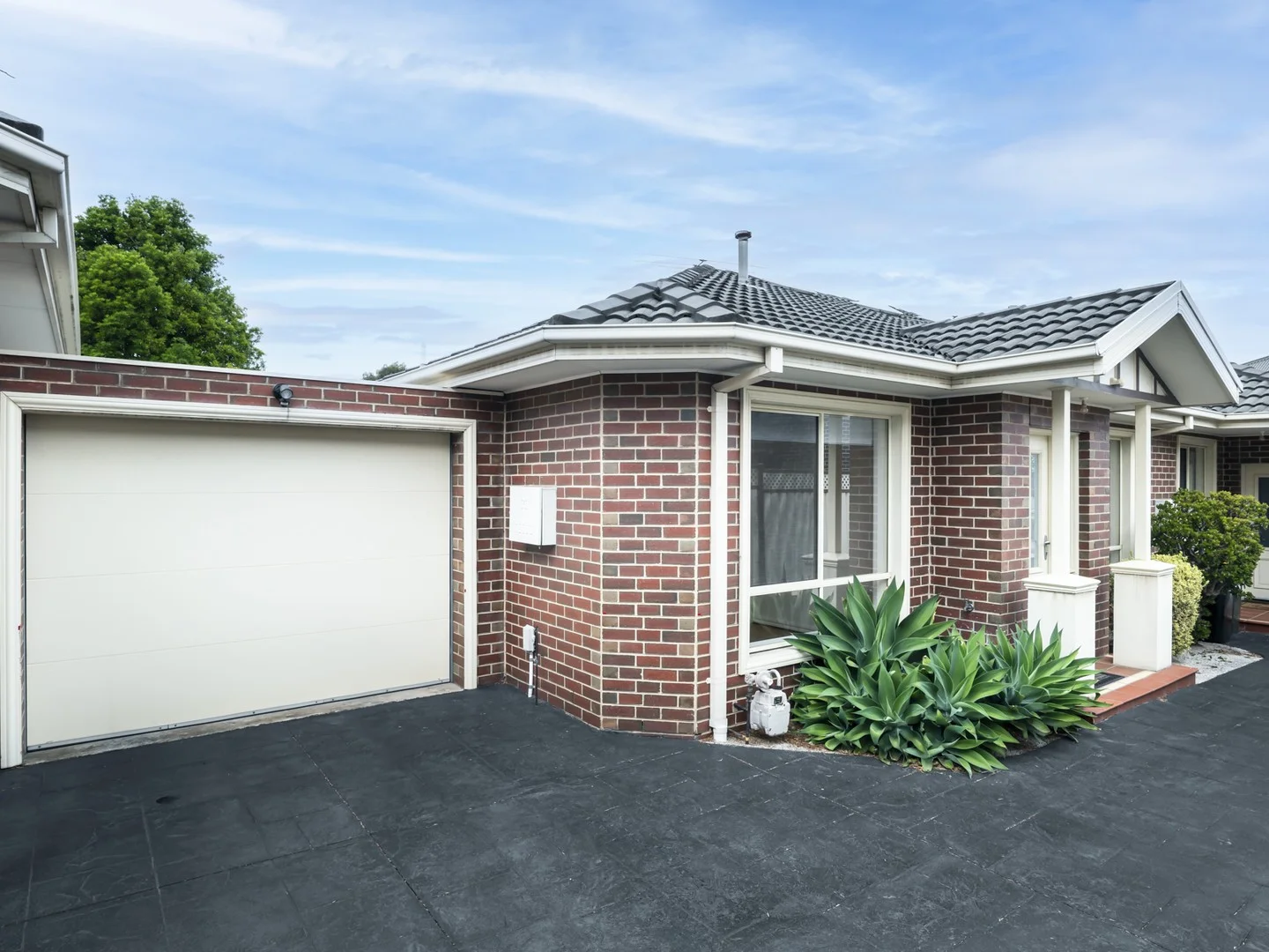 2/9 Lex Grove, Oak Park VIC 3046